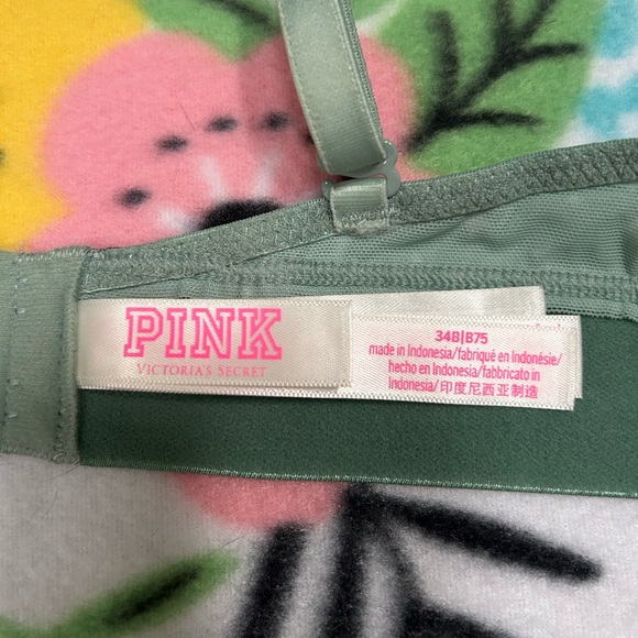 PINK Victoria Secret Push Up Bra Bundle - Picture 6 of 9